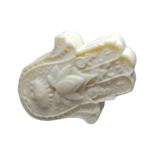 Jabón de aceite de oliva de forma mano de Fátima de limón y romero